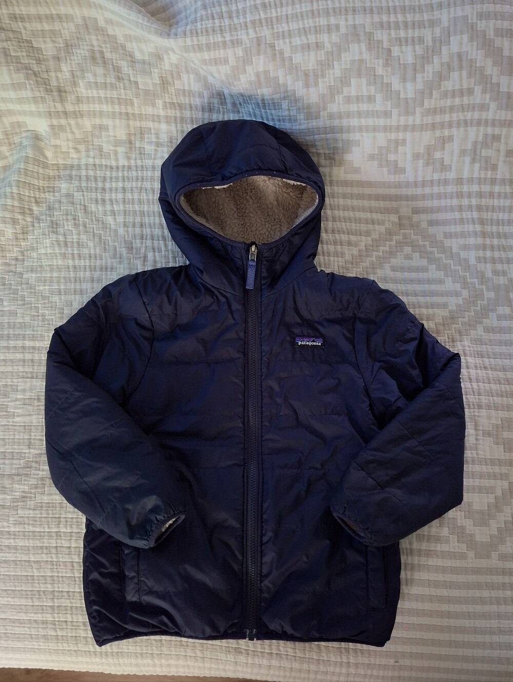 Patagonia Ready Freddy Reversable Navy Hooded Kids Puffer Jacket Small 7/8